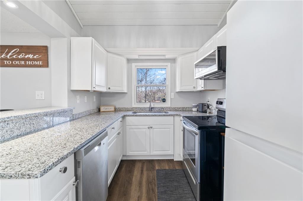 5523 Mount Shores Circle