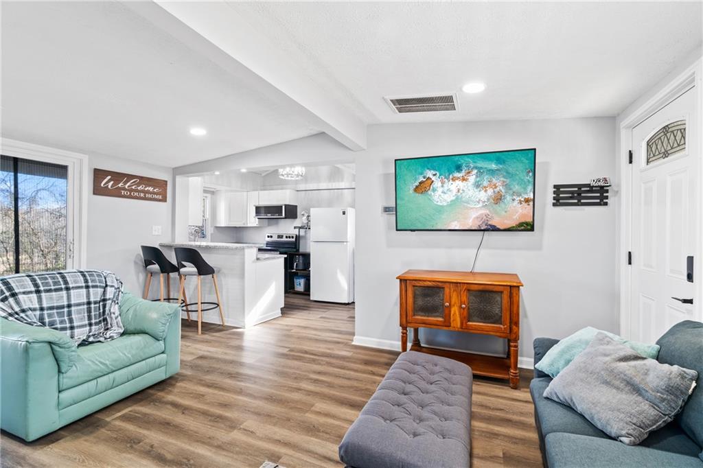 5523 Mount Shores Circle