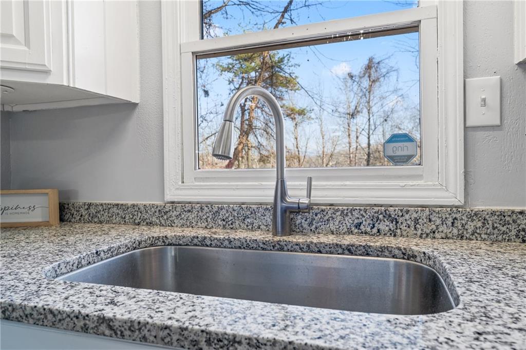 5523 Mount Shores Circle