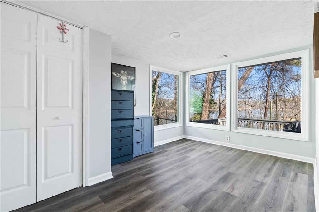 5523 Mount Shores Circle