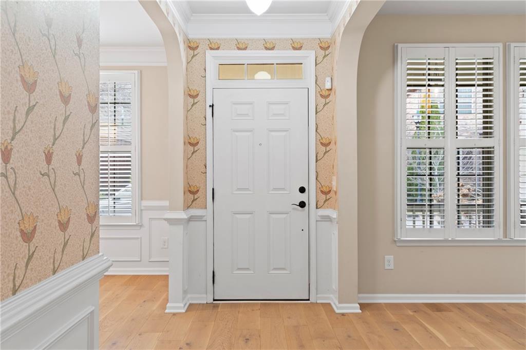 4521 W Village Court SE