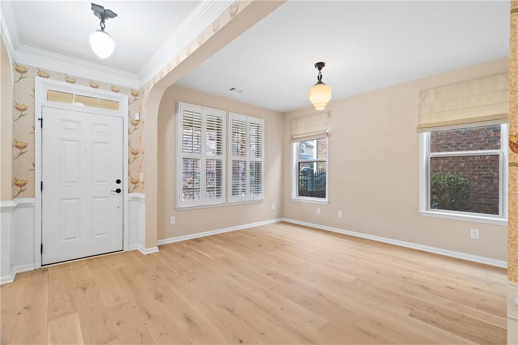 4521 W Village Court SE