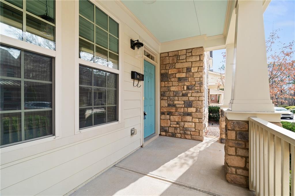 4521 W Village Court SE