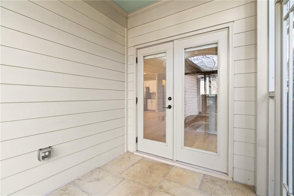 4521 W Village Court SE