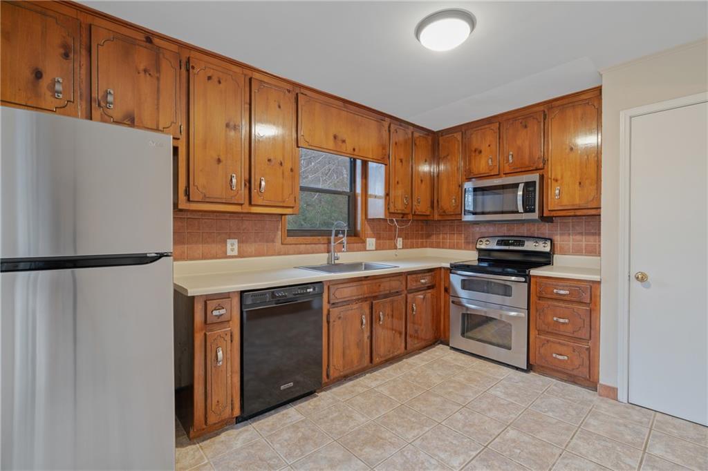 2771 Hawk Trace Court NE