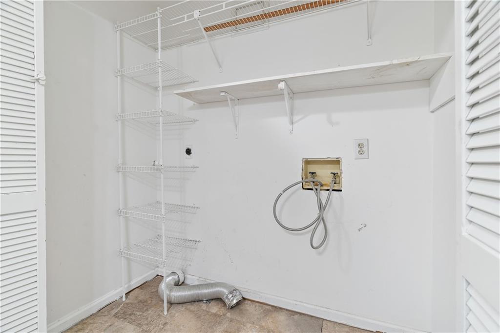 2771 Hawk Trace Court NE