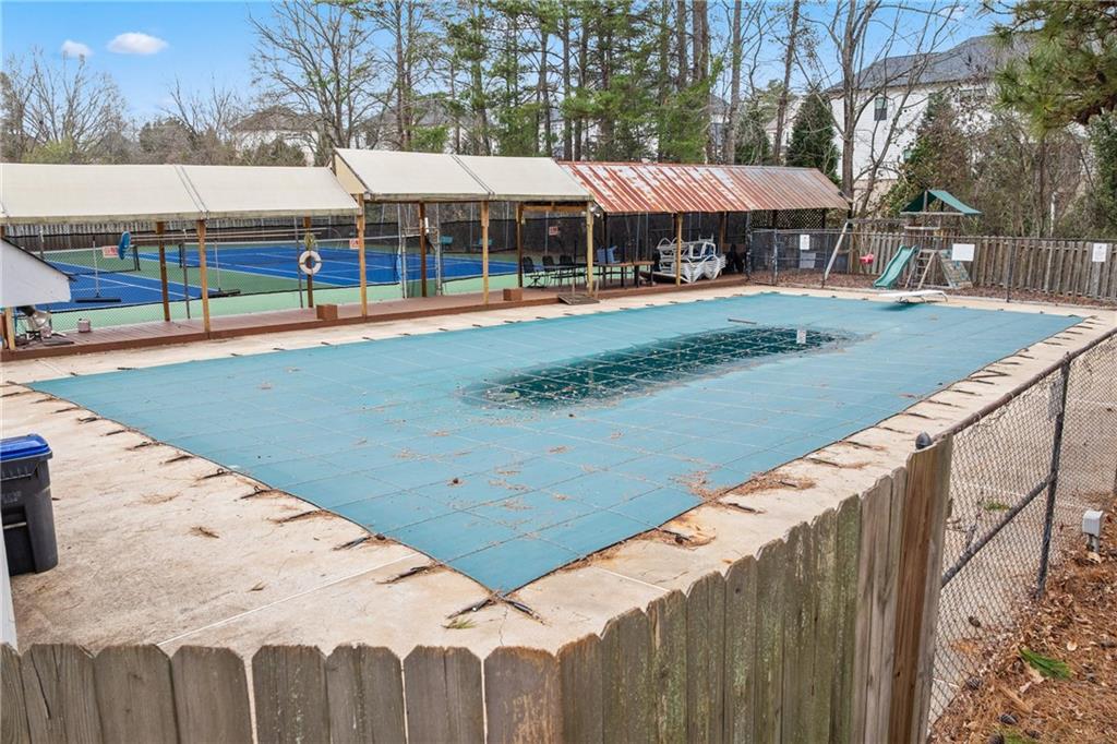 2771 Hawk Trace Court NE