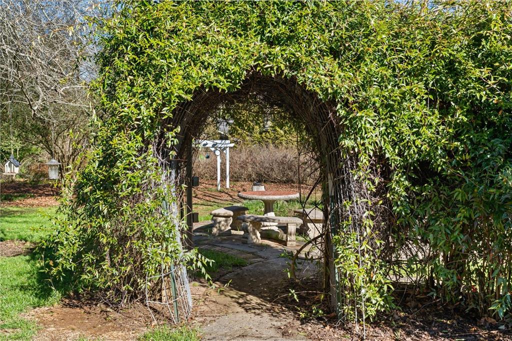 3137 Beechwood Drive