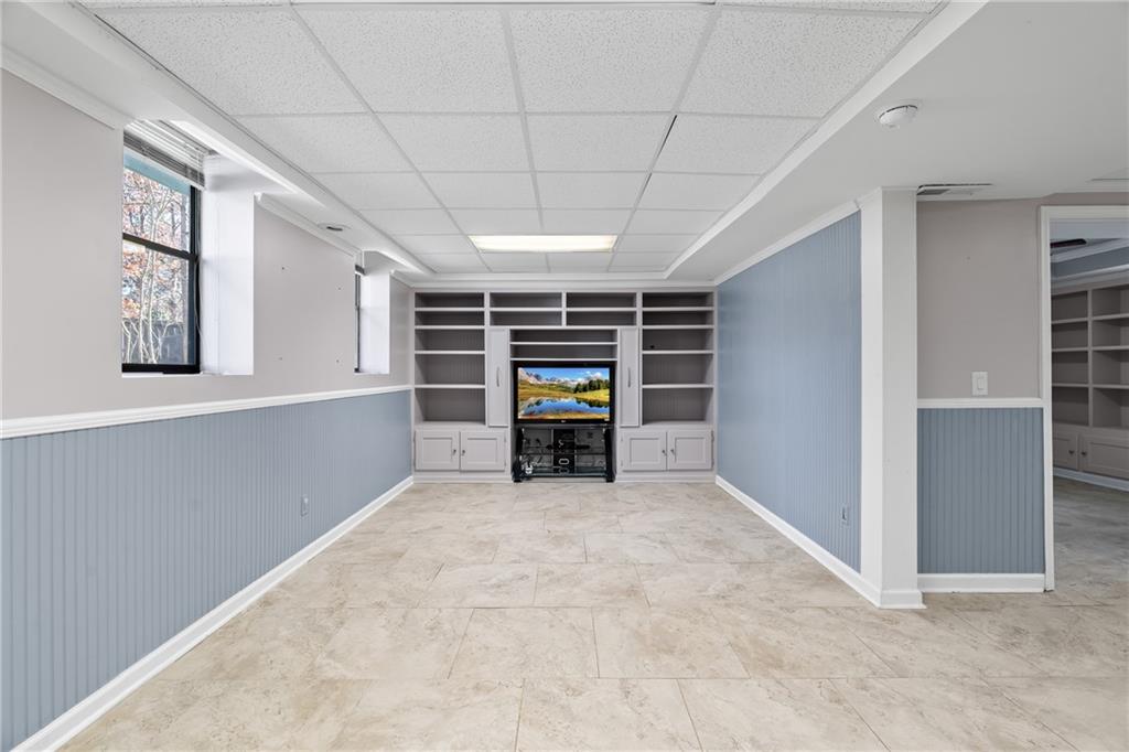 3036 Leafwood Drive SE