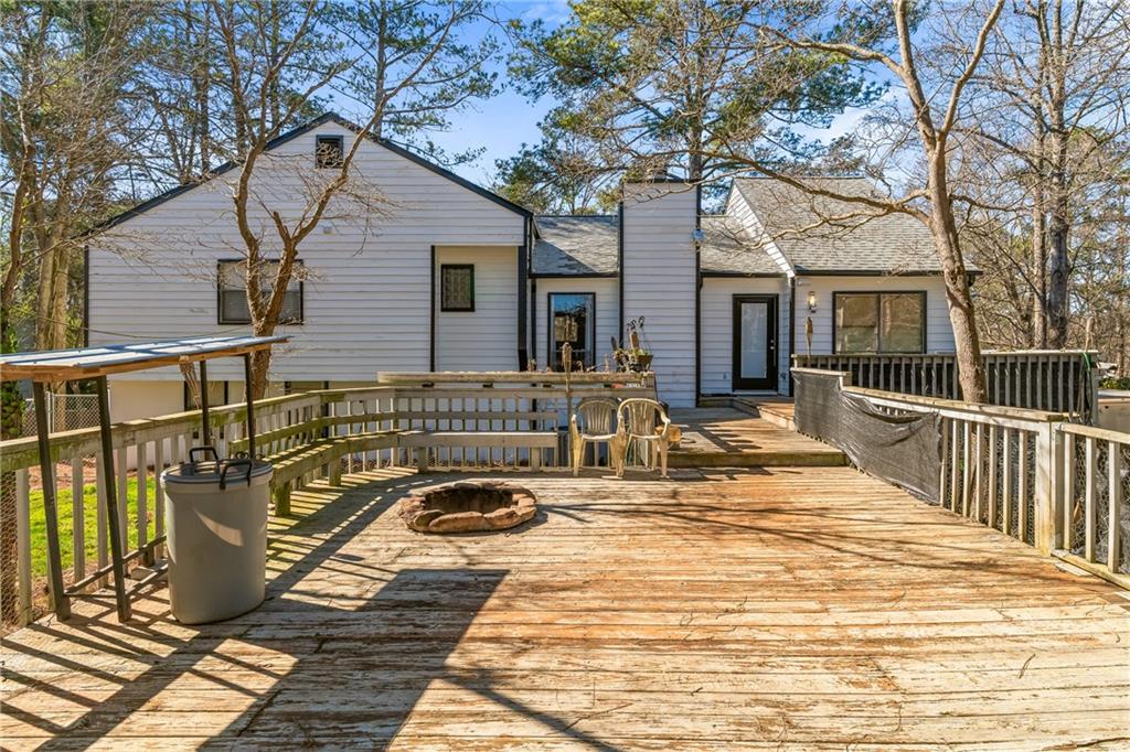 3036 Leafwood Drive SE