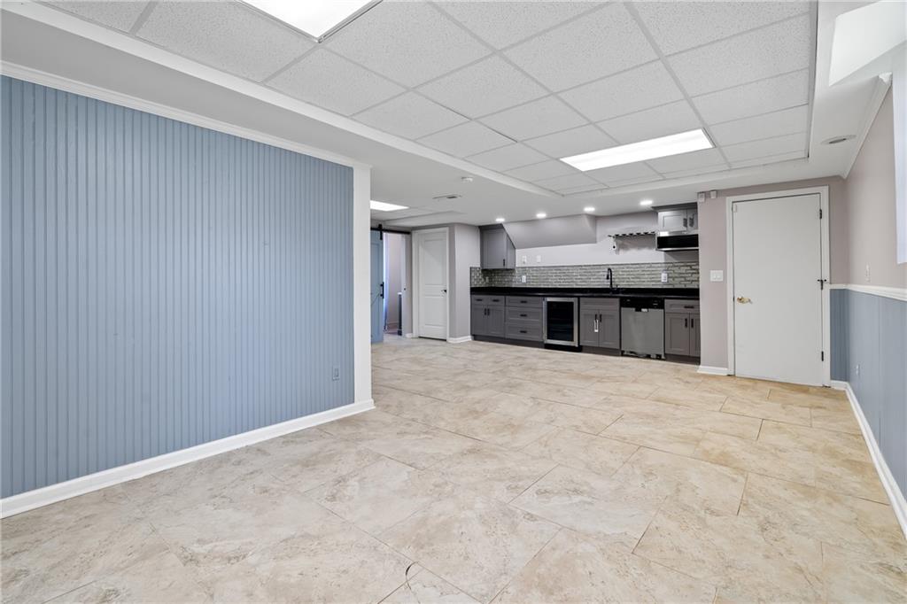 3036 Leafwood Drive SE