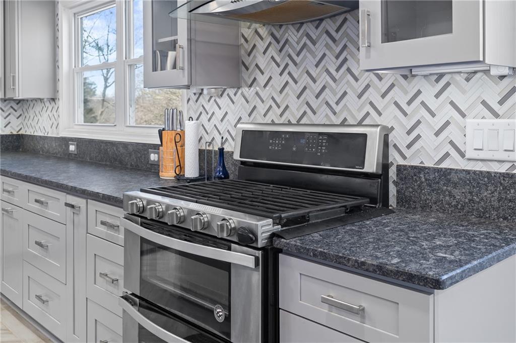 3036 Leafwood Drive SE