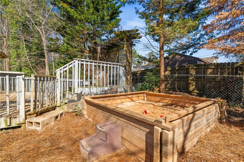 3036 Leafwood Drive SE