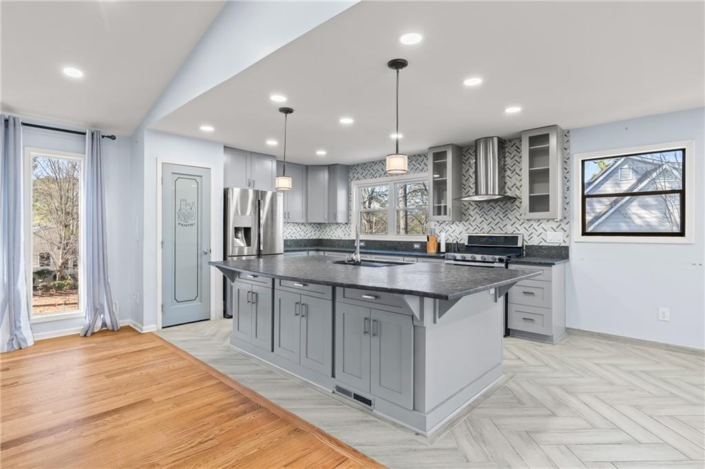 3036 Leafwood Drive SE