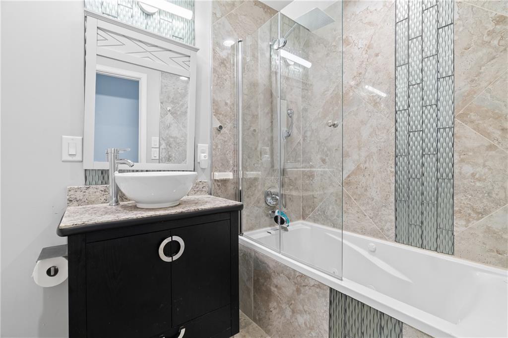 3036 Leafwood Drive SE