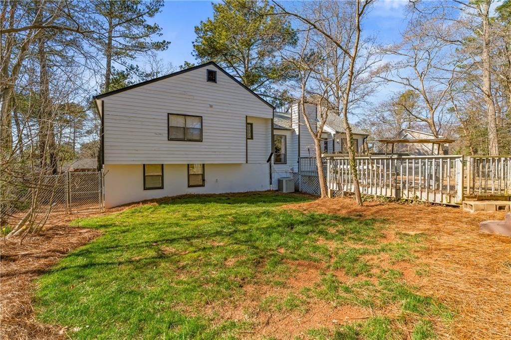 3036 Leafwood Drive SE