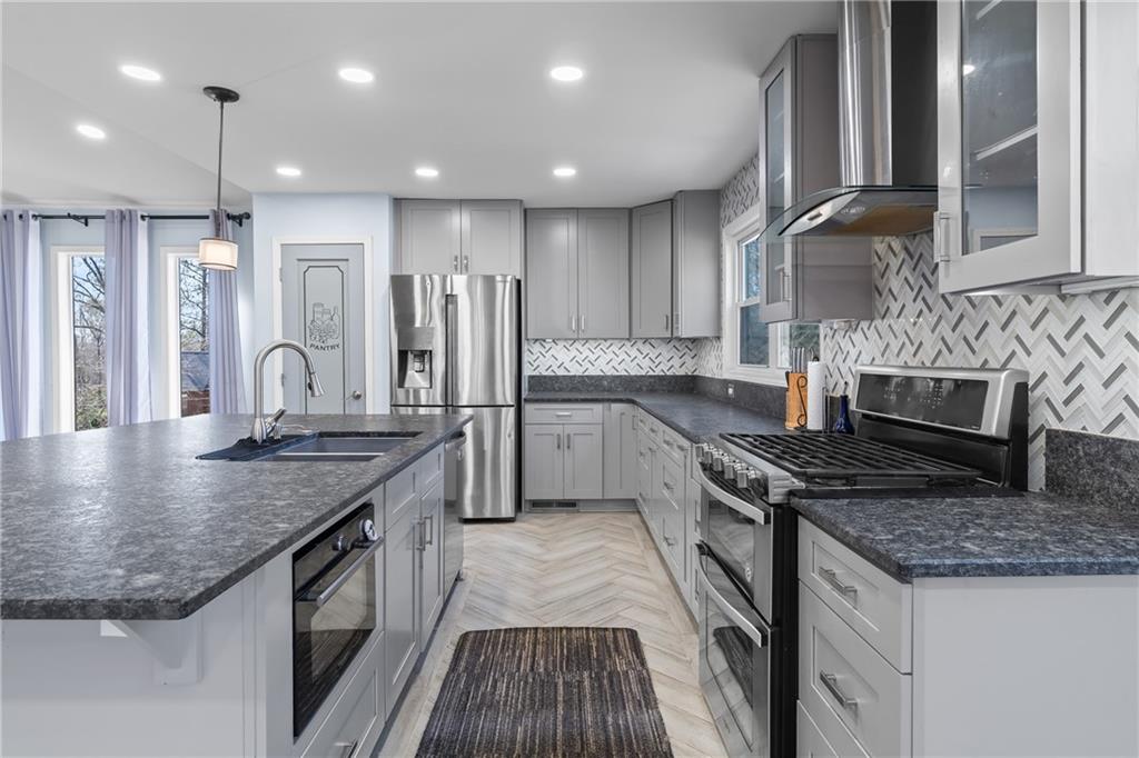 3036 Leafwood Drive SE