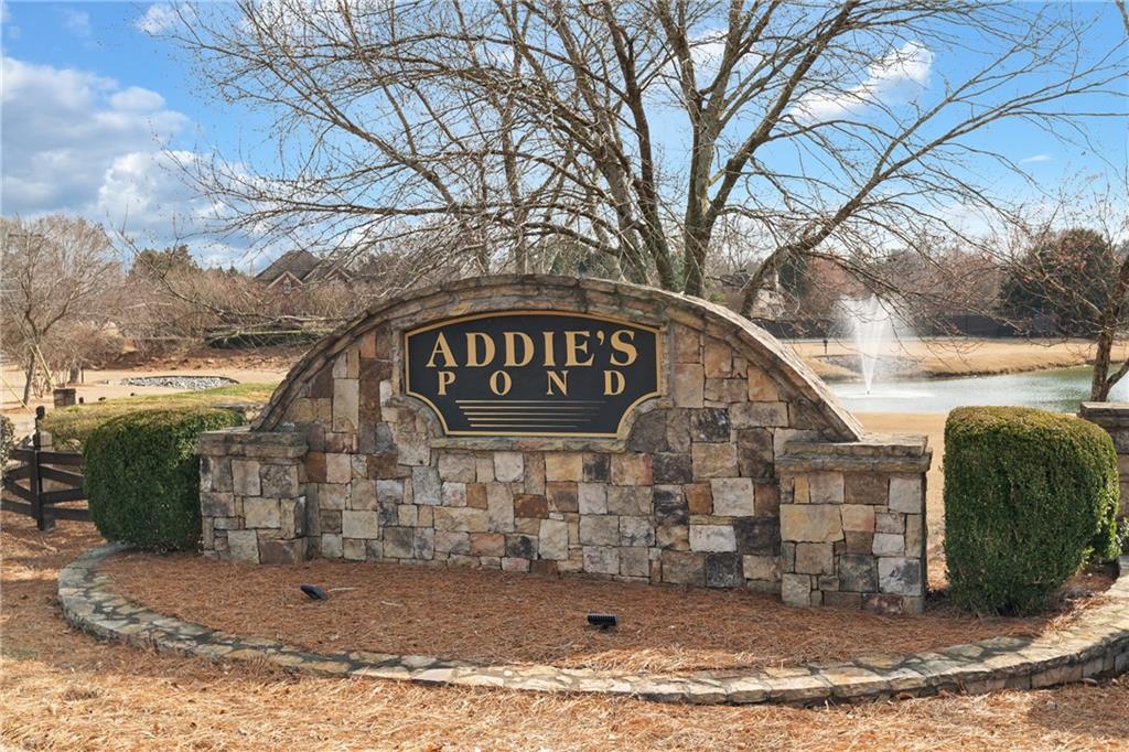 3092 Addie Pond Way SW