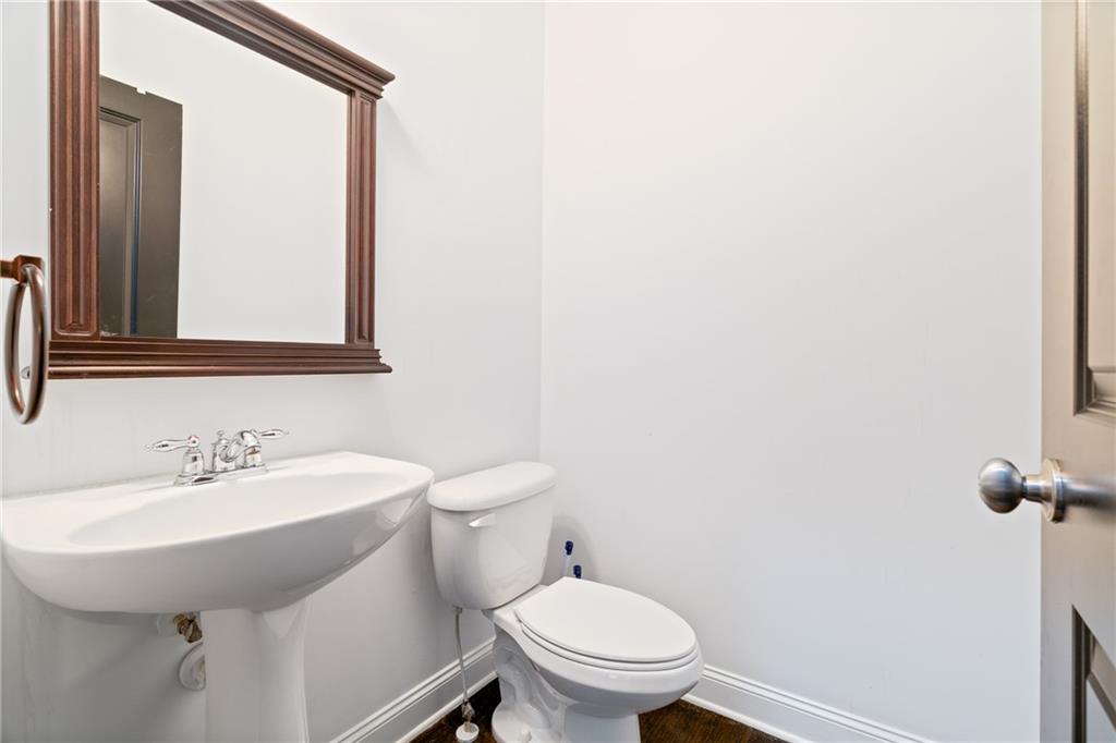 7054 Elmwood Ridge Court