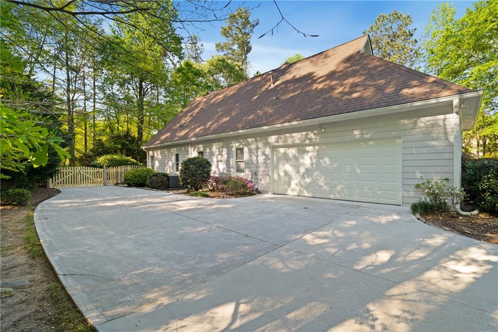 735 Mill Circle