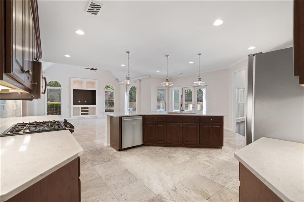 735 Mill Circle