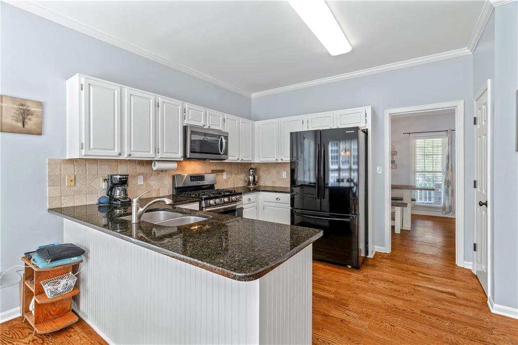 1325 Willow Tree Drive