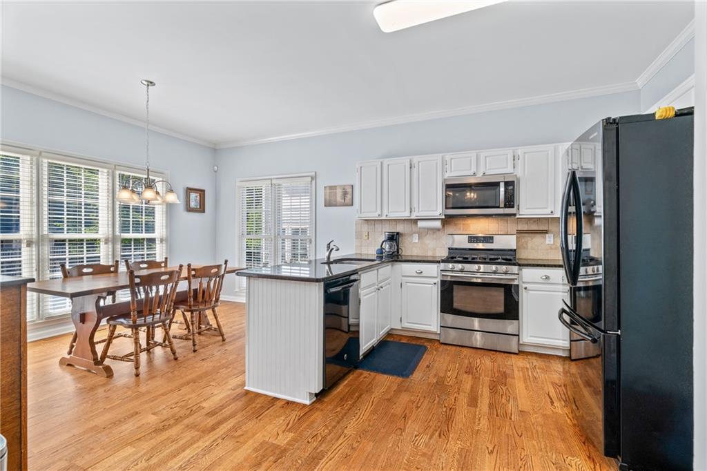 1325 Willow Tree Drive