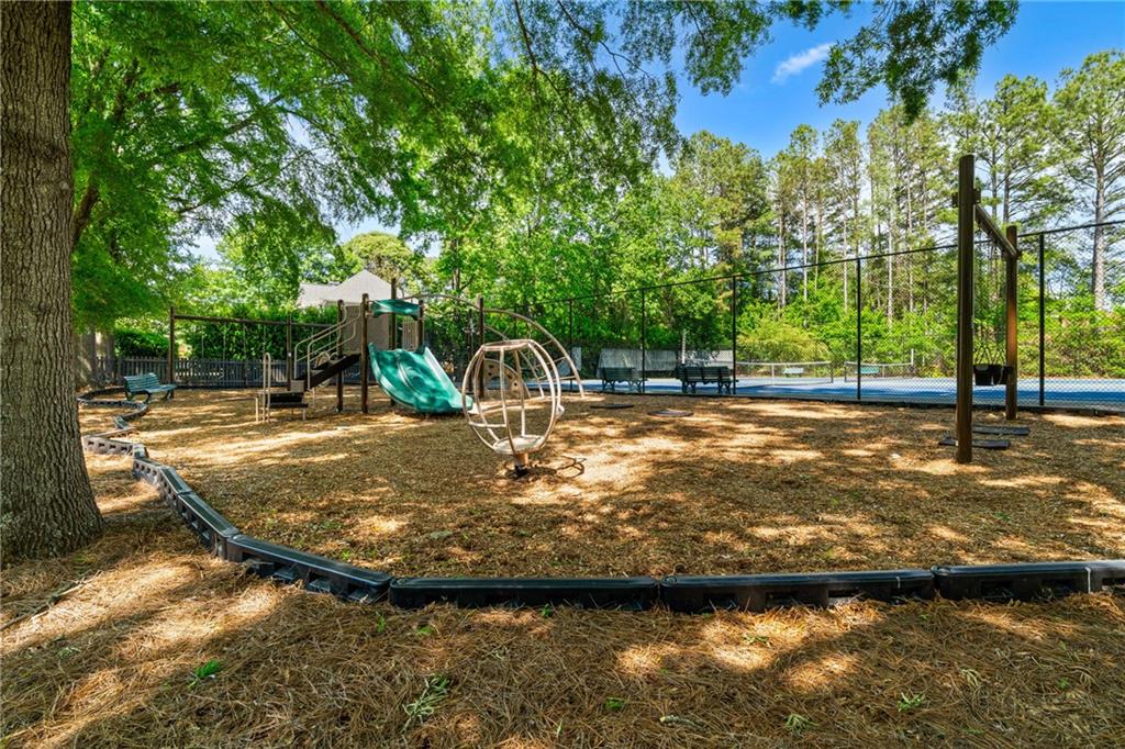 1325 Willow Tree Drive