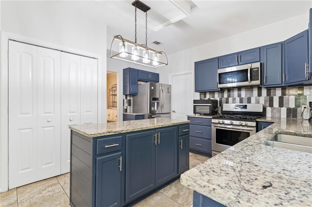 3043 Milford SW