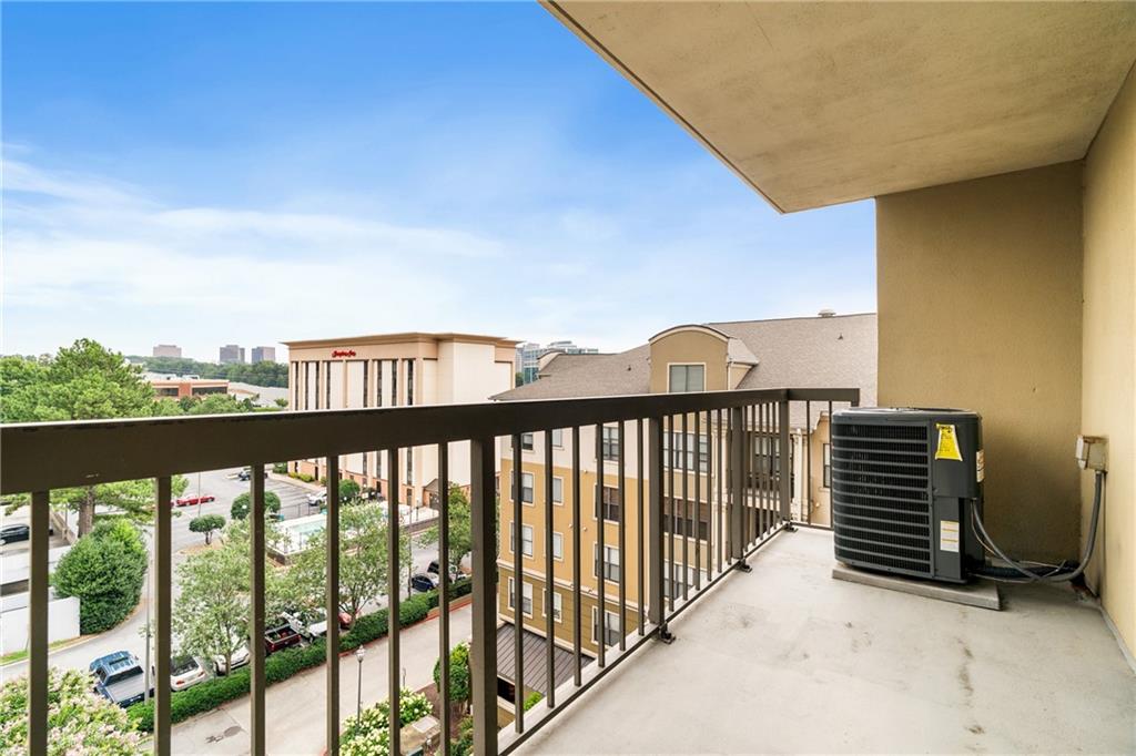 795 Hammond Drive Unit 701
