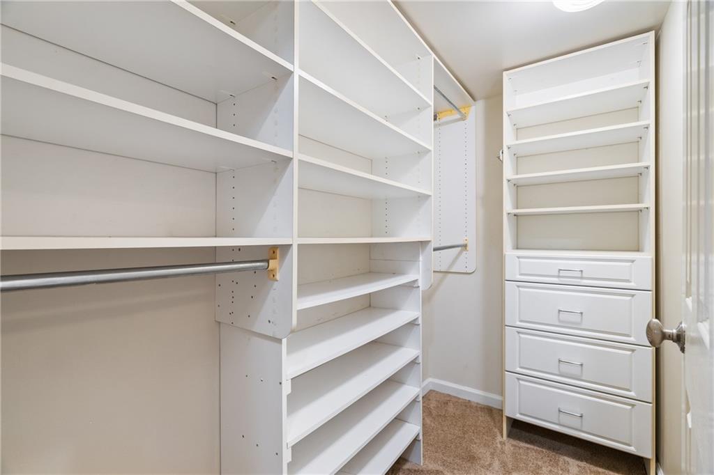 795 Hammond Drive Unit 701