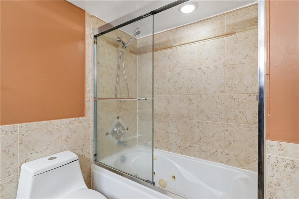 795 Hammond Drive Unit 701