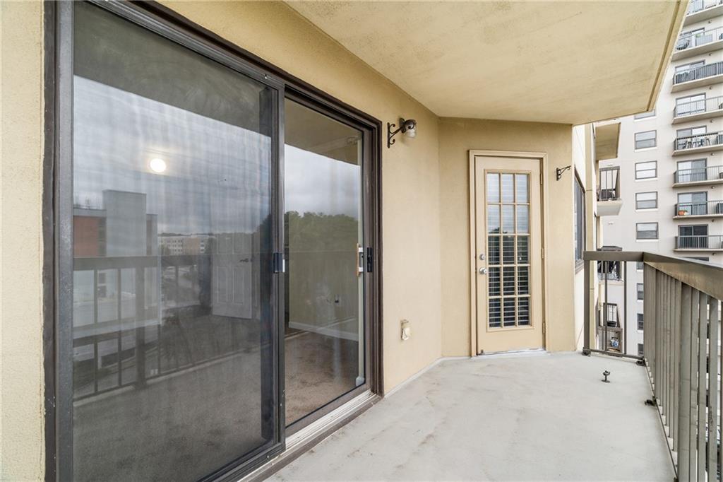 795 Hammond Drive Unit 701