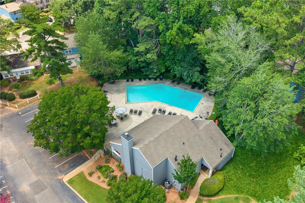 323 Cabaret Court SW