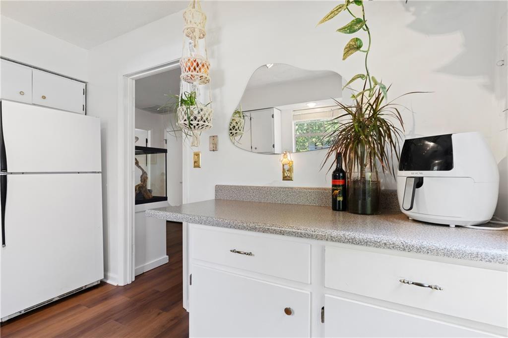 323 Cabaret Court SW