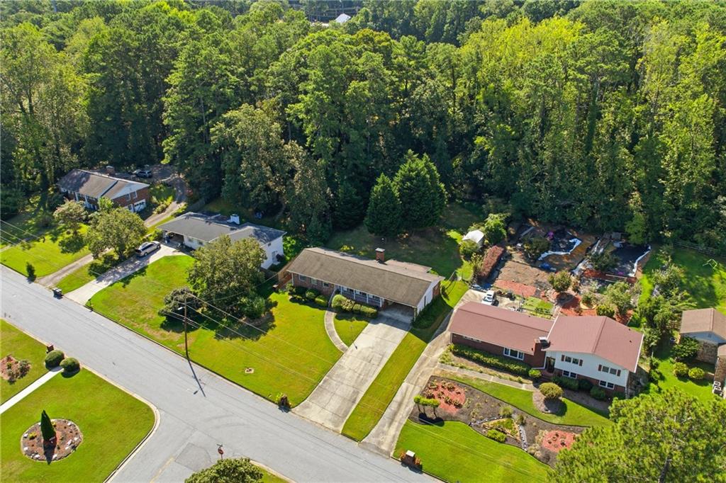 2710 Tanglewood Trail
