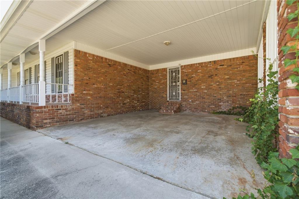 2710 Tanglewood Trail