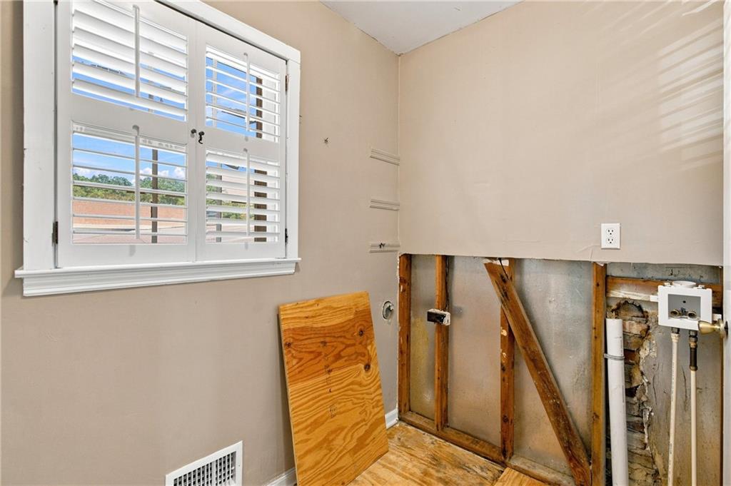 2710 Tanglewood Trail