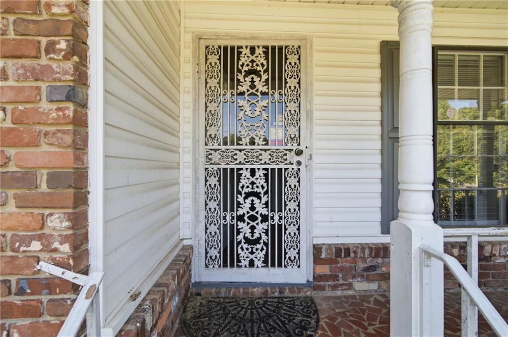 2710 Tanglewood Trail
