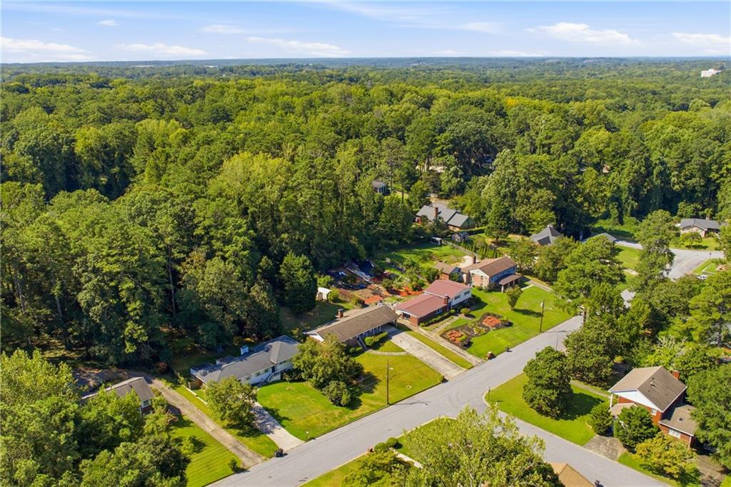 2710 Tanglewood Trail