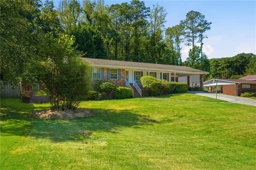 2710 Tanglewood Trail