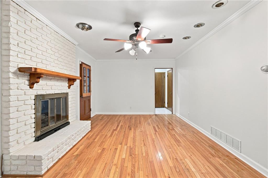 2710 Tanglewood Trail