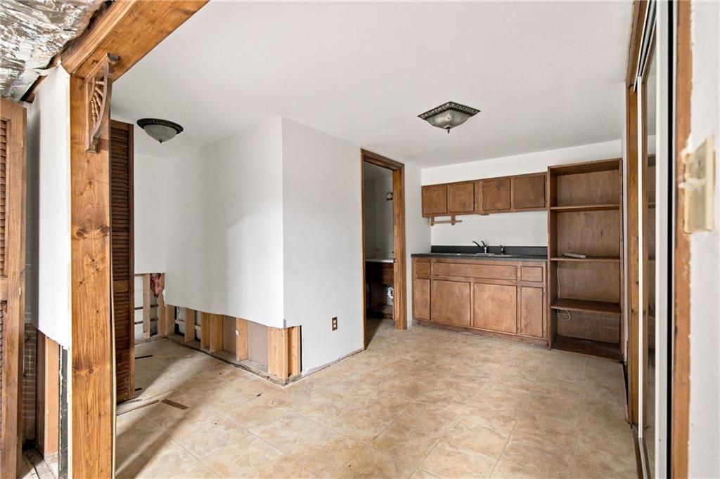 2710 Tanglewood Trail