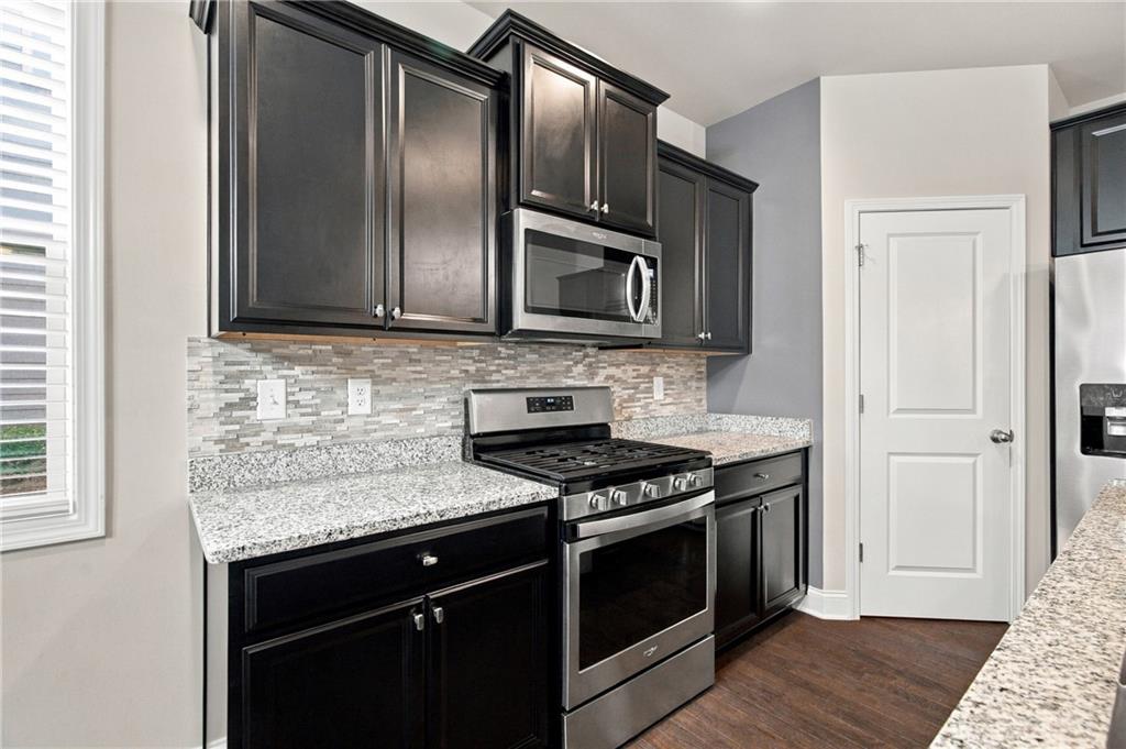 5433 Cascade Ridge SW