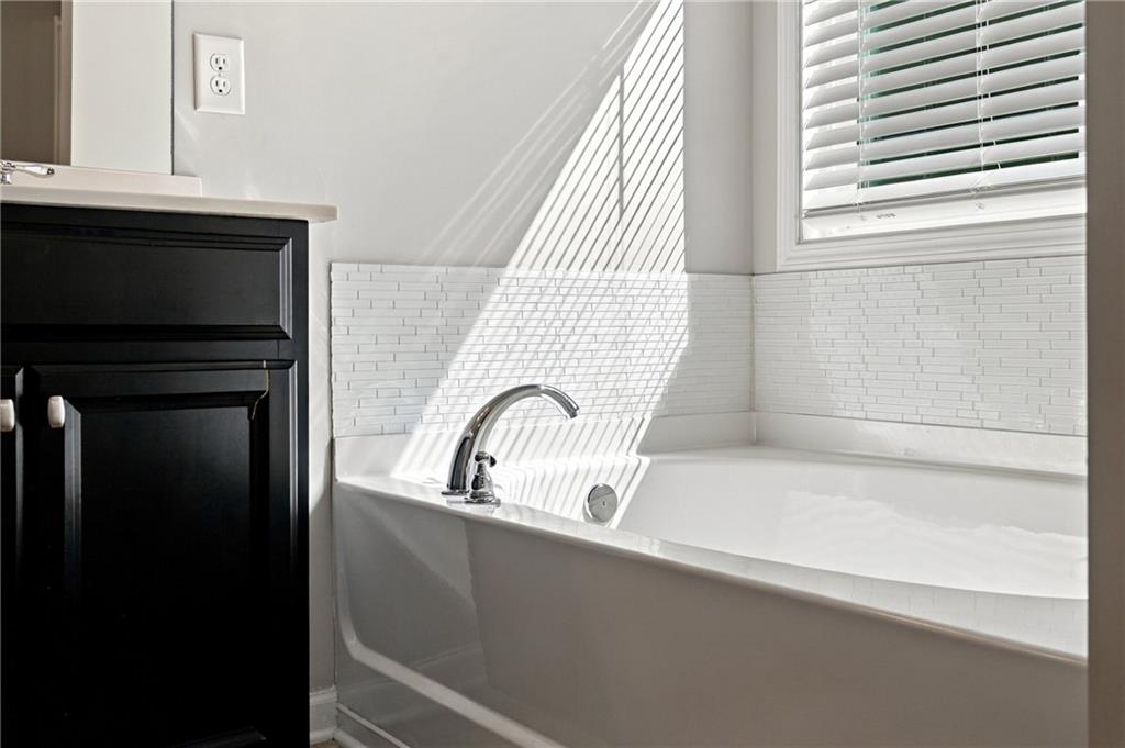 5433 Cascade Ridge SW