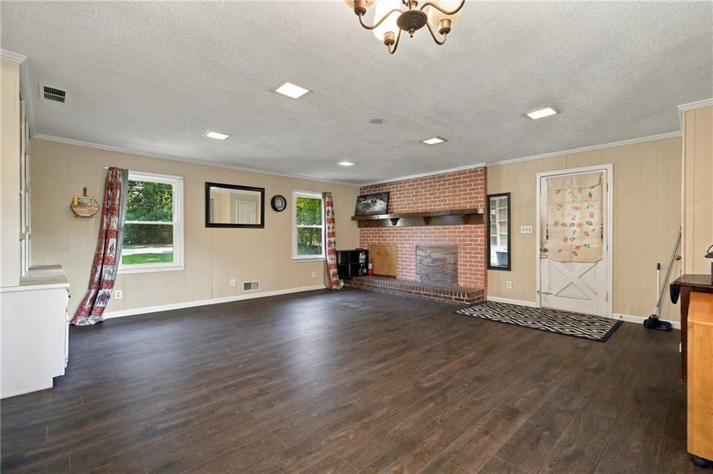 2498 Johnson Drive
