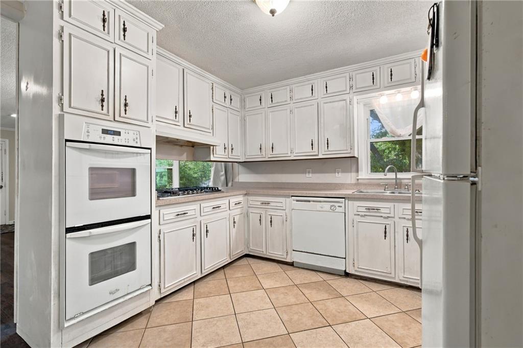 2498 Johnson Drive