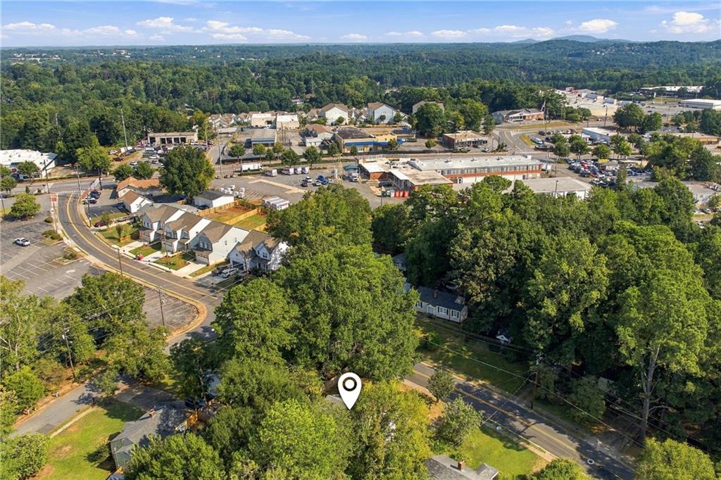 106 Aviation Road SE