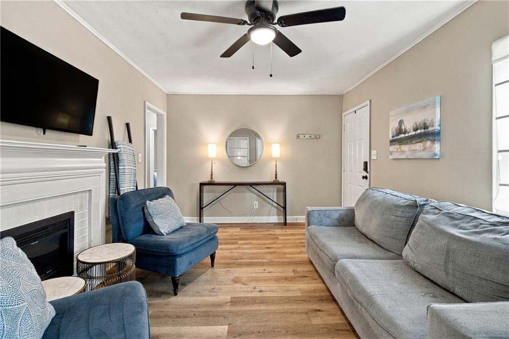 106 Aviation Road SE