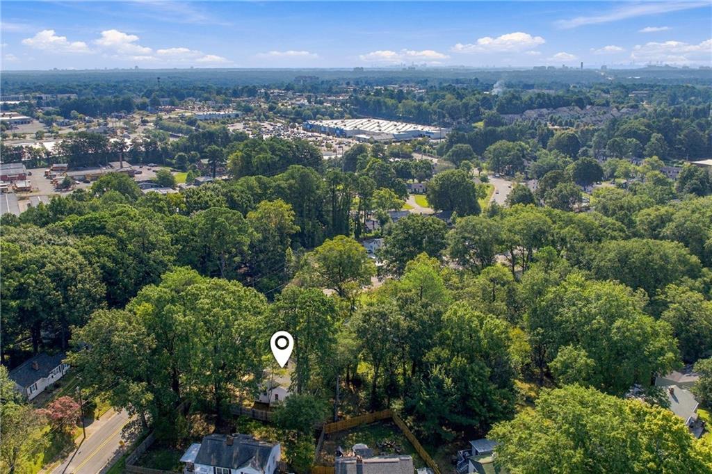 106 Aviation Road SE